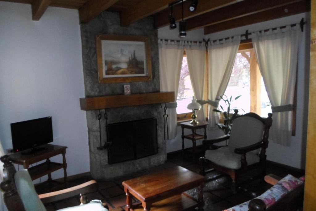 Apart Hotel Robles Del Sur San Martín de los Andes Стая снимка