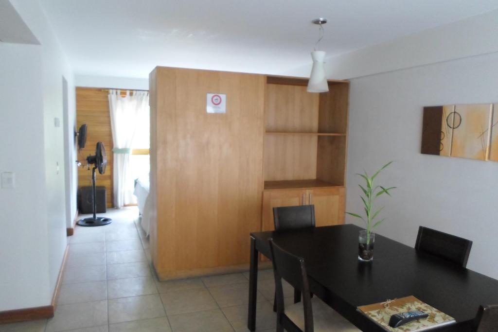 Apart Hotel Robles Del Sur San Martín de los Andes Стая снимка
