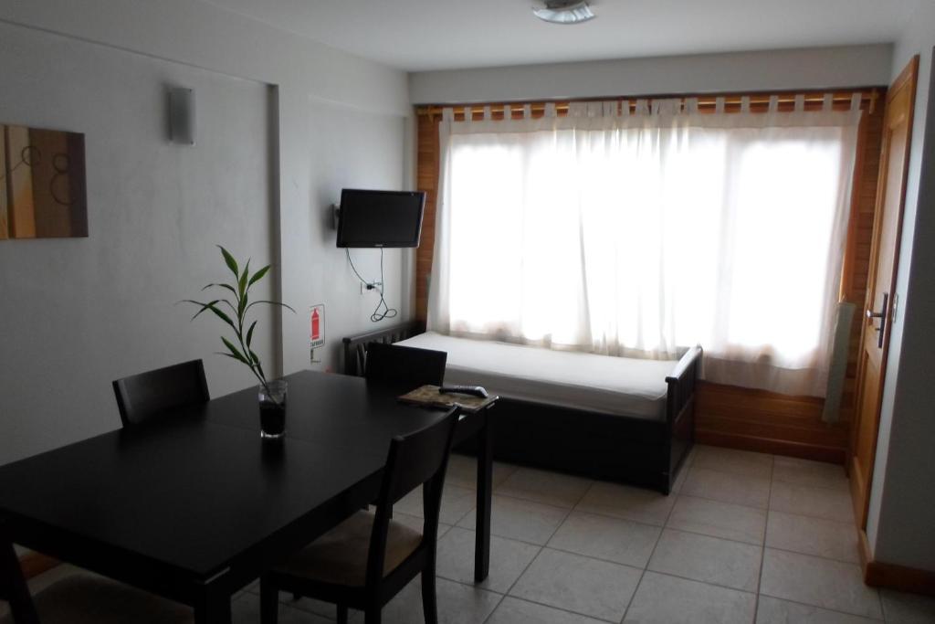 Apart Hotel Robles Del Sur San Martín de los Andes Екстериор снимка